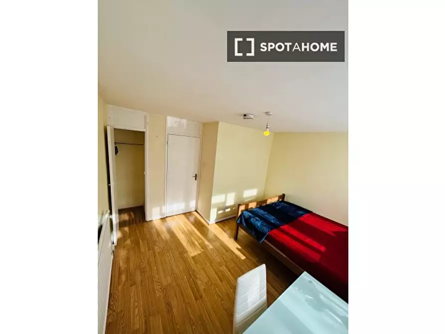 Immagine 16 di Camera condivisa in affitto  in Carey Gardens a Lambeth
