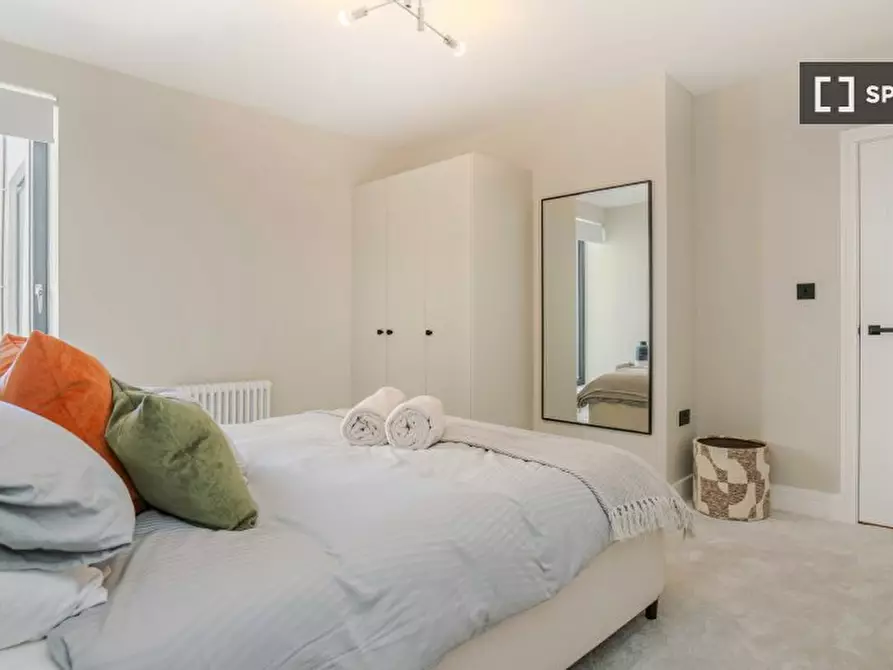 Immagine 8 di Appartamento in affitto  in Elm Grove a Merton
