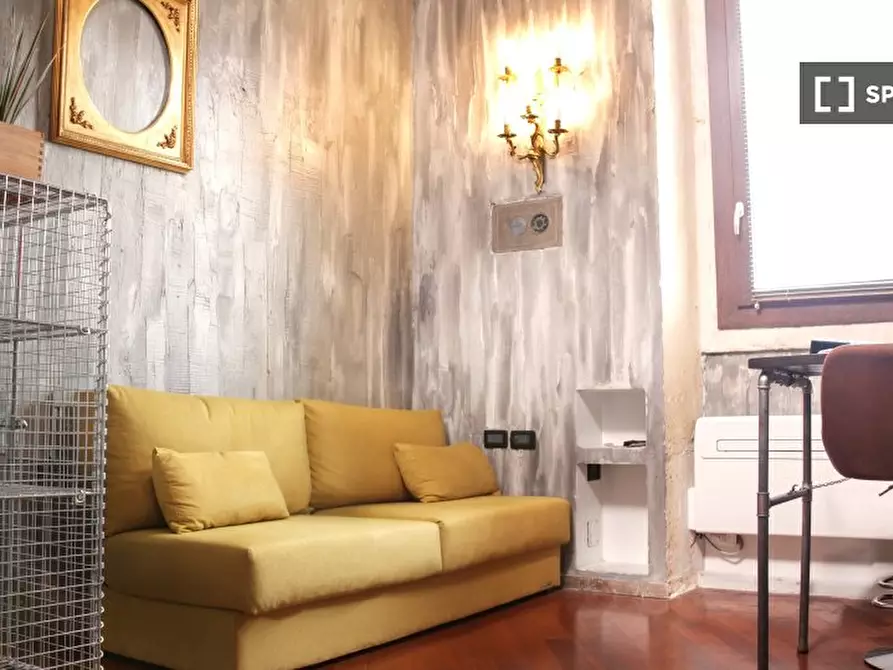 Immagine 1 di Ufficio in affitto  in Via Solferino a Milano