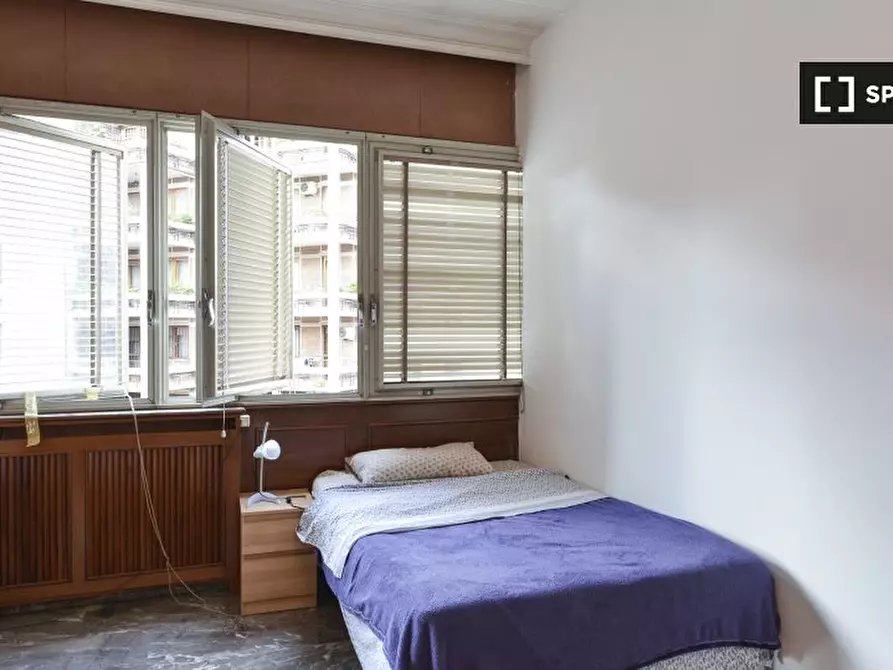 Immagine 1 di Camera condivisa in affitto  in Via Francesco Orestano a Roma