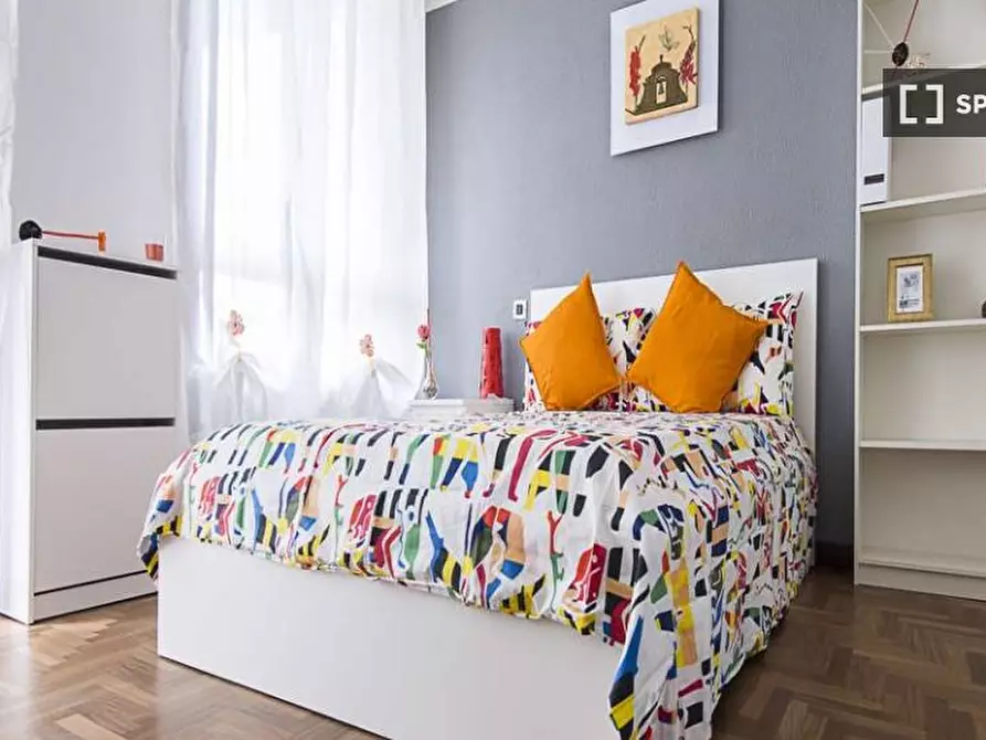 Immagine 3 di Camera condivisa in affitto  in Viale Ca' Granda a Milano