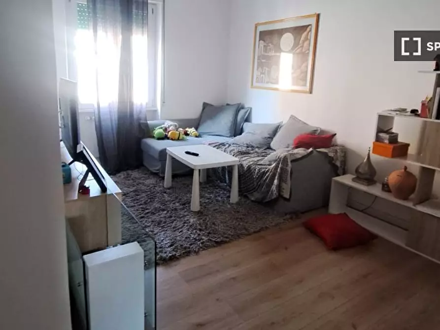 Immagine 2 di Appartamento in affitto  in Via Carlo della Rocca a Roma