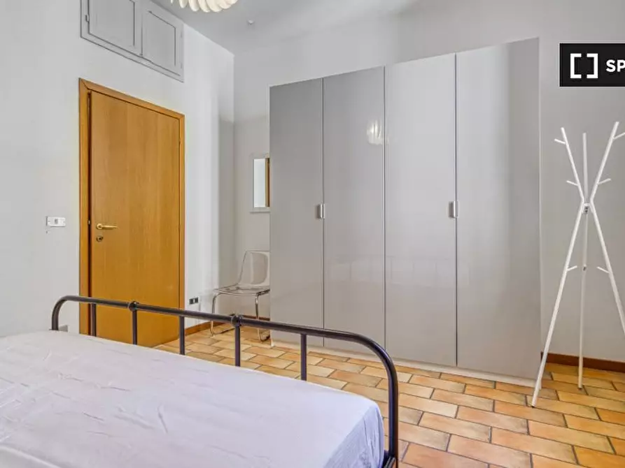 Immagine 9 di Appartamento in affitto  in Via Castiglione a Bologna