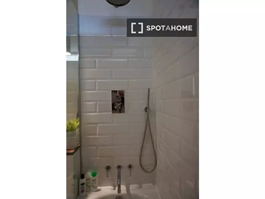 Immagine 4 di Appartamento in affitto  in flat a Kensington