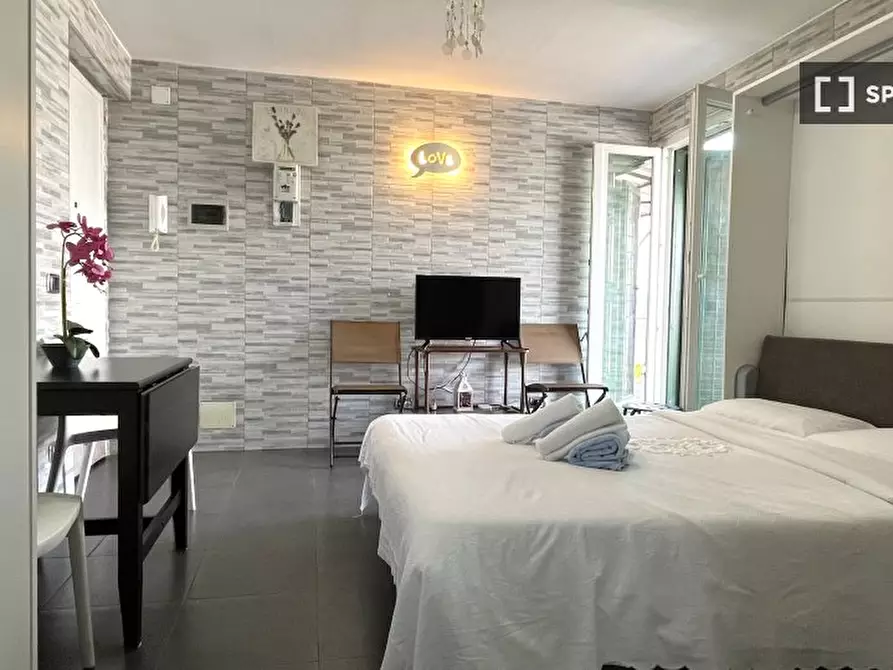 Immagine 10 di Ufficio in affitto  in Via degli Olivi a Roma