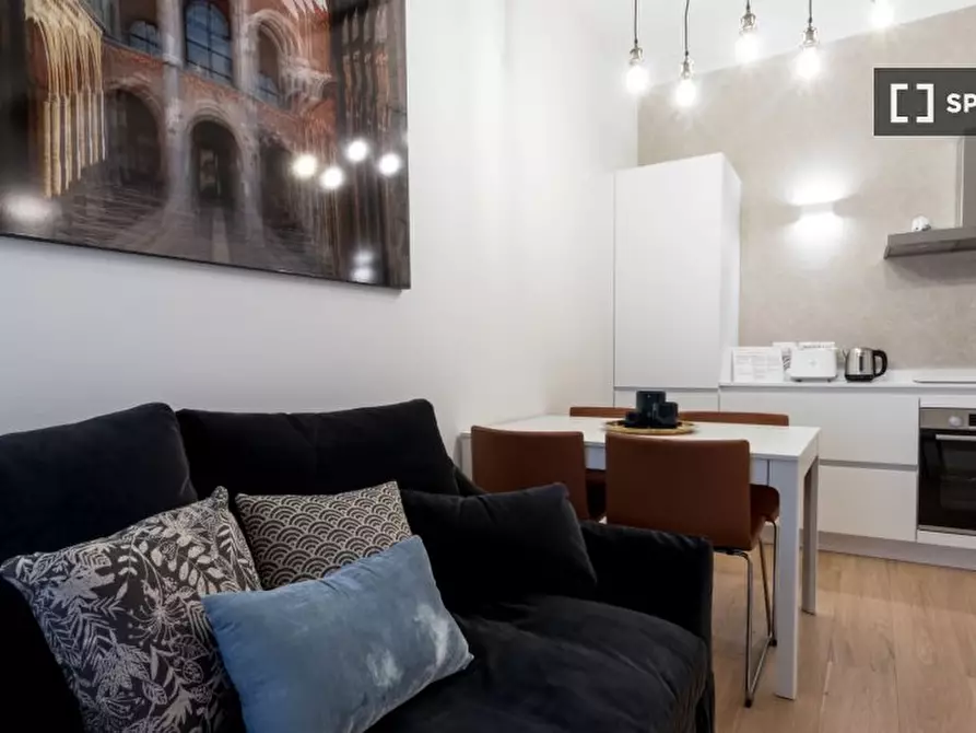 Immagine 10 di Appartamento in affitto  in Via Vigevano a Milano