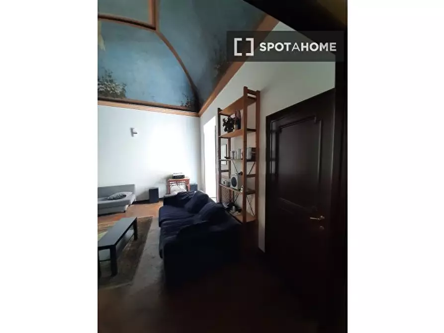 Immagine 6 di Camera condivisa in affitto  in Via Cavour a Roma