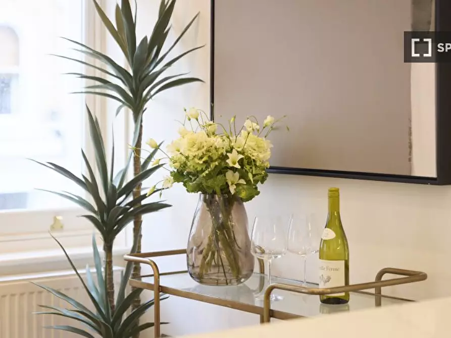 Immagine 16 di Appartamento in affitto  in Westgate Terrace a Kensington