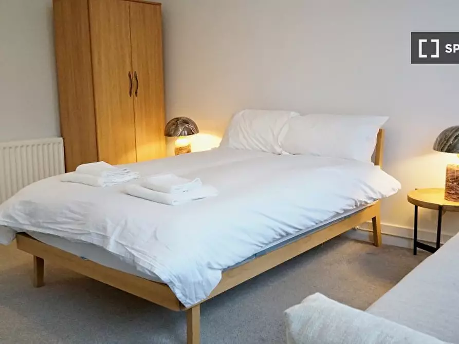 Immagine 3 di Appartamento in affitto  in flat a Tottenham