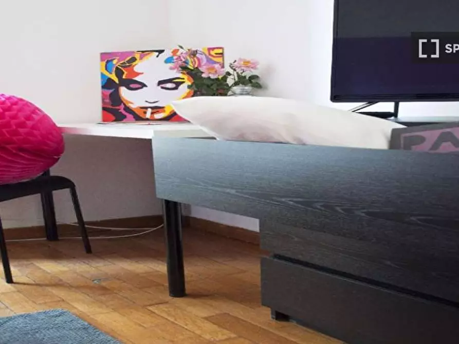 Immagine 12 di Camera condivisa in affitto  in Viale Tunisia a Milano