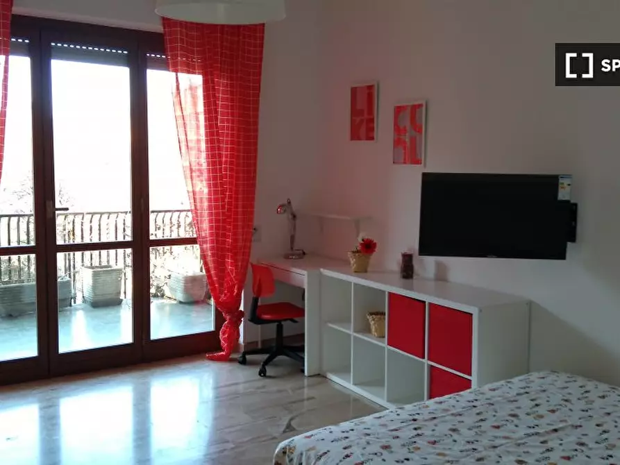 Immagine 8 di Camera condivisa in affitto  in Via Carlo Valvassori Peroni a Milano