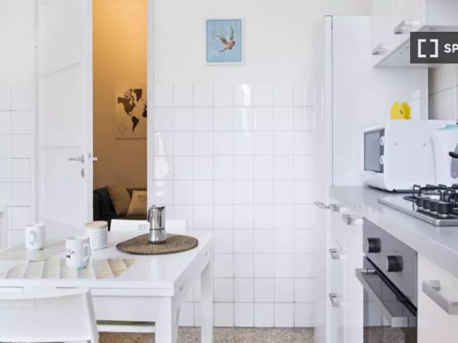 Immagine 12 di Camera condivisa in affitto  in Viale Argonne a Milano