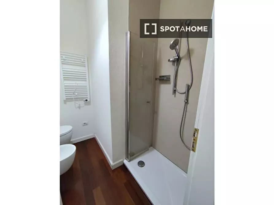 Immagine 19 di Camera condivisa in affitto  in Via Giovanni Brugnoli a Bologna