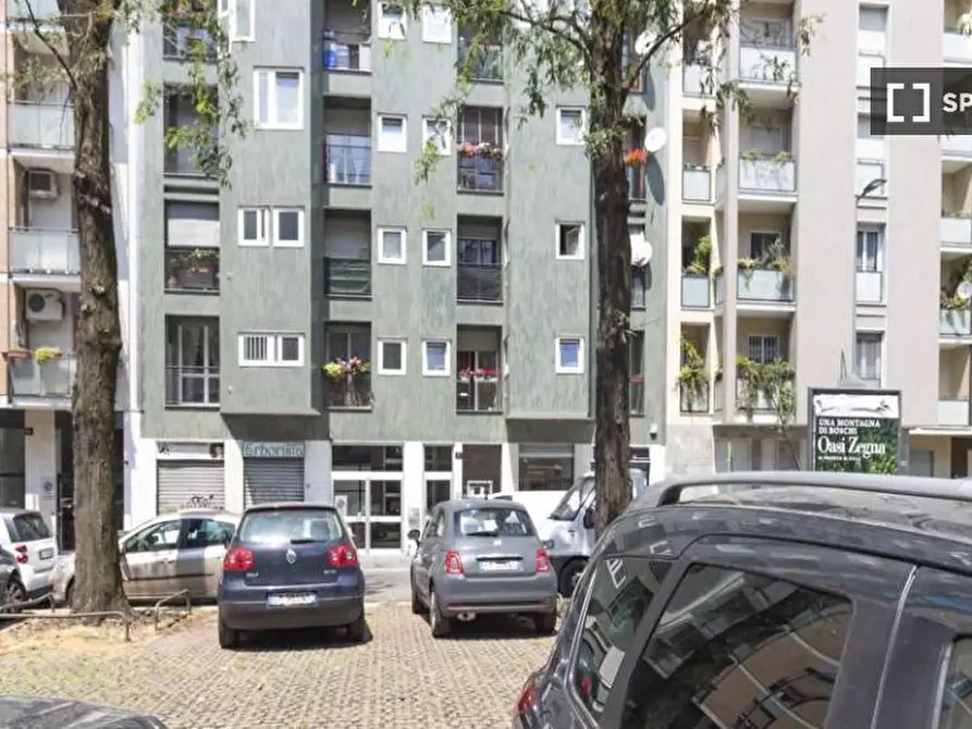Immagine 18 di Camera condivisa in affitto  in VIA PISANELLO a Milano