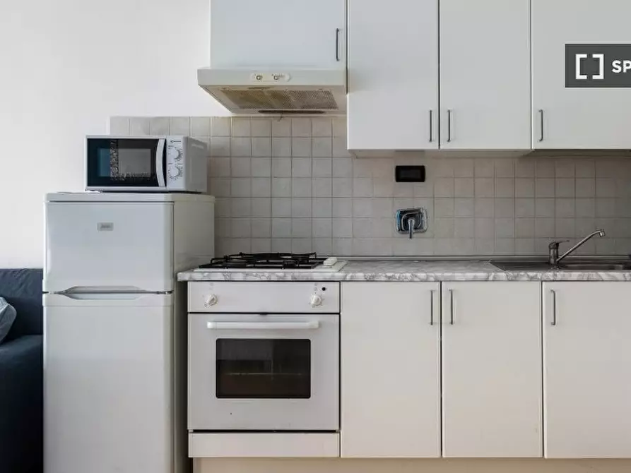 Immagine 10 di Ufficio in affitto  in Via Milazzo a Bologna