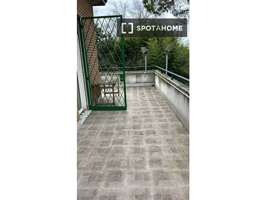 Immagine 7 di Camera condivisa in affitto  in Via Cadriano a Bologna