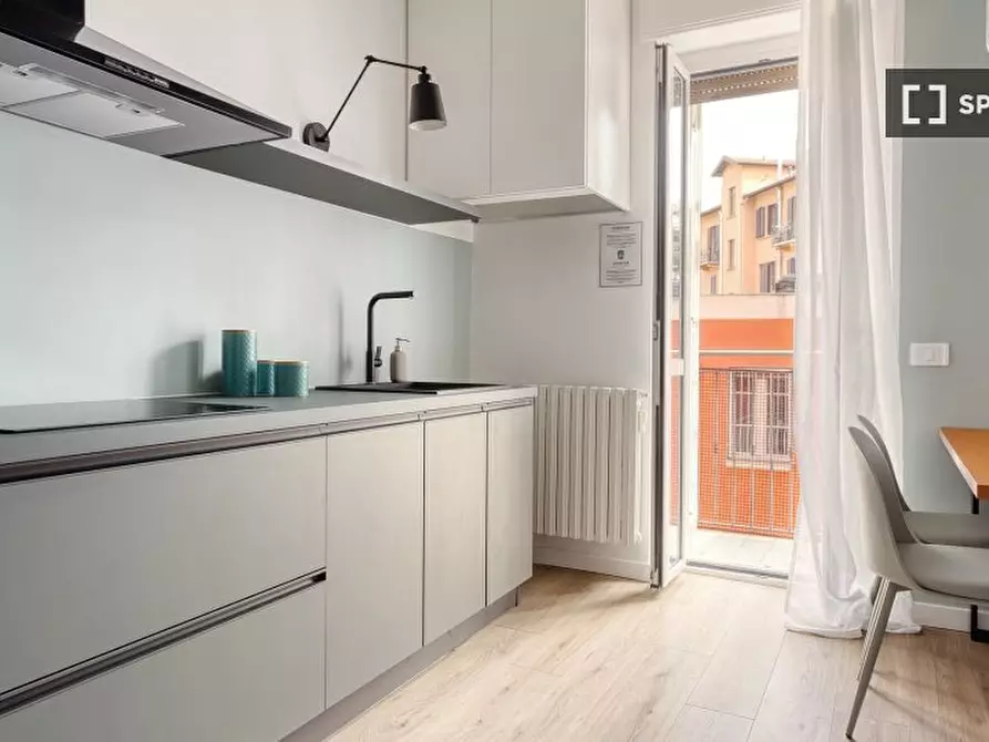 Immagine 11 di Appartamento in affitto  in Via Mario Morgantini a Milano