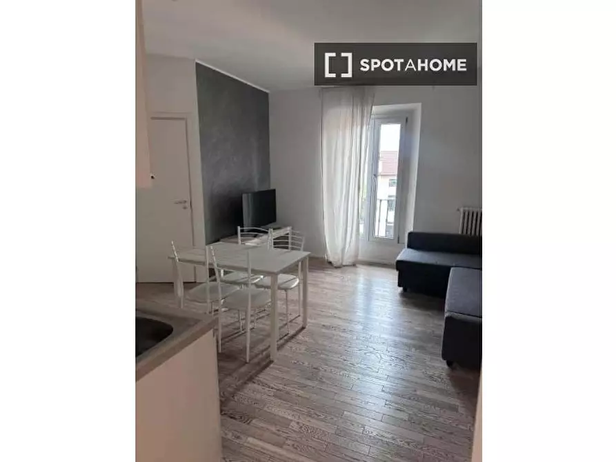 Immagine 12 di Appartamento in affitto  in Via Macedonio Melloni a Milano