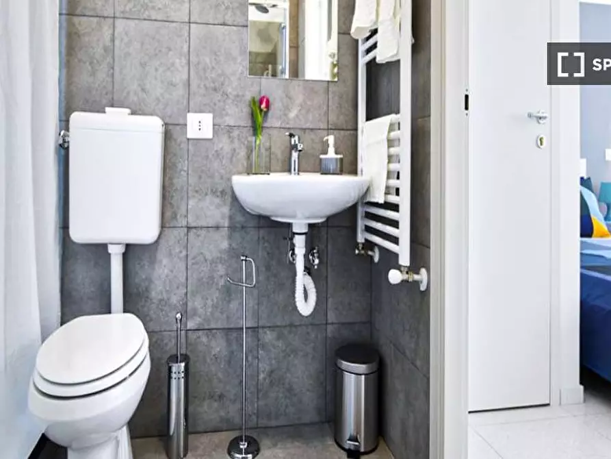 Immagine 19 di Camera condivisa in affitto  in Via Carlo Imbonati a Milano