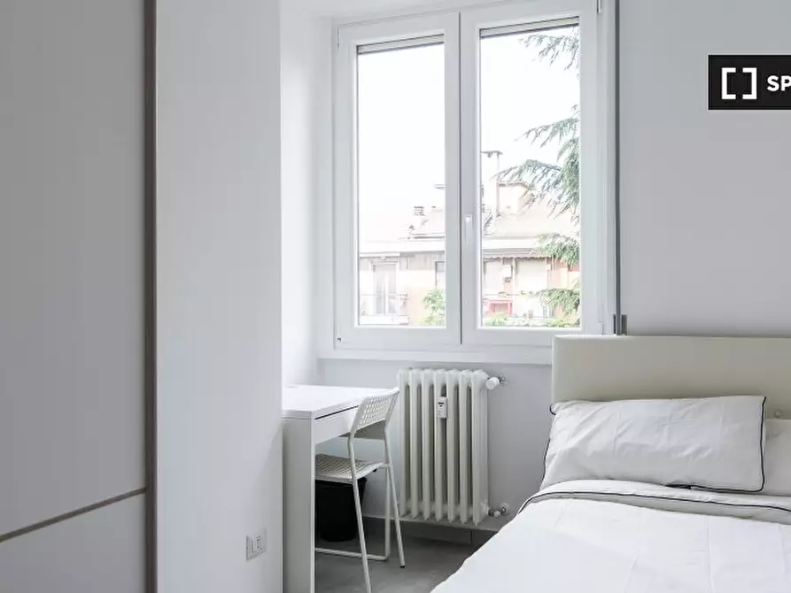 Immagine 3 di Camera condivisa in affitto  in Via Giovanni Cimabue a Milano