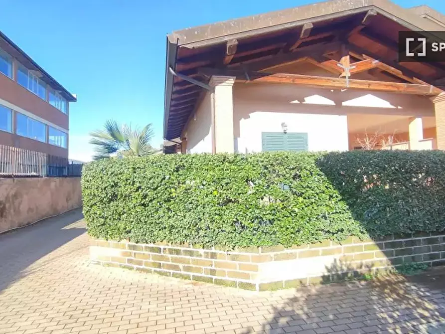 Immagine 5 di Appartamento in affitto  in Viale dei Romagnoli a Roma