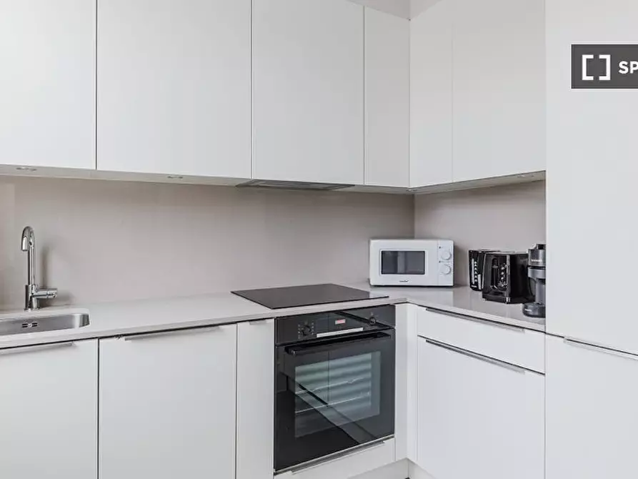 Immagine 9 di Appartamento in affitto  in Elgin Cres a Kensington