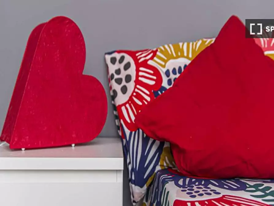 Immagine 1 di Camera condivisa in affitto  in Via Risorgimento Milan a Sesto San Giovanni