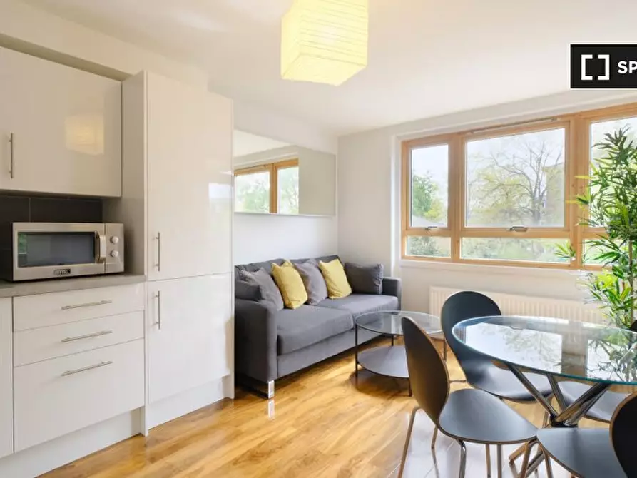 Immagine 3 di Camera condivisa in affitto  in Robsart St a Lambeth