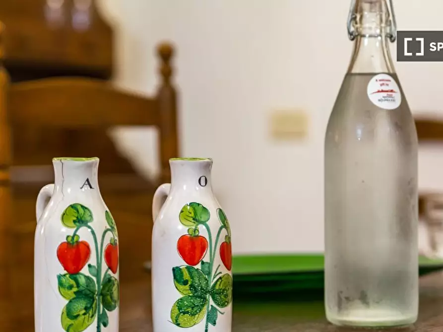 Immagine 12 di Appartamento in affitto  in Vico San Domenico Soriano a Napoli