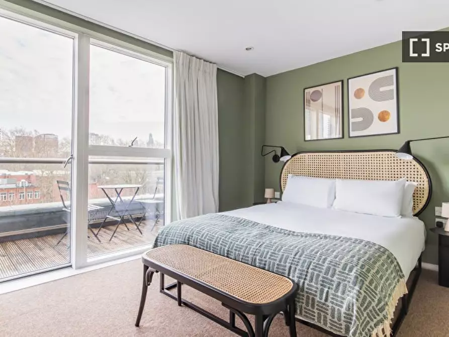 Immagine 11 di Appartamento in affitto  in Pear Tree St a Islington