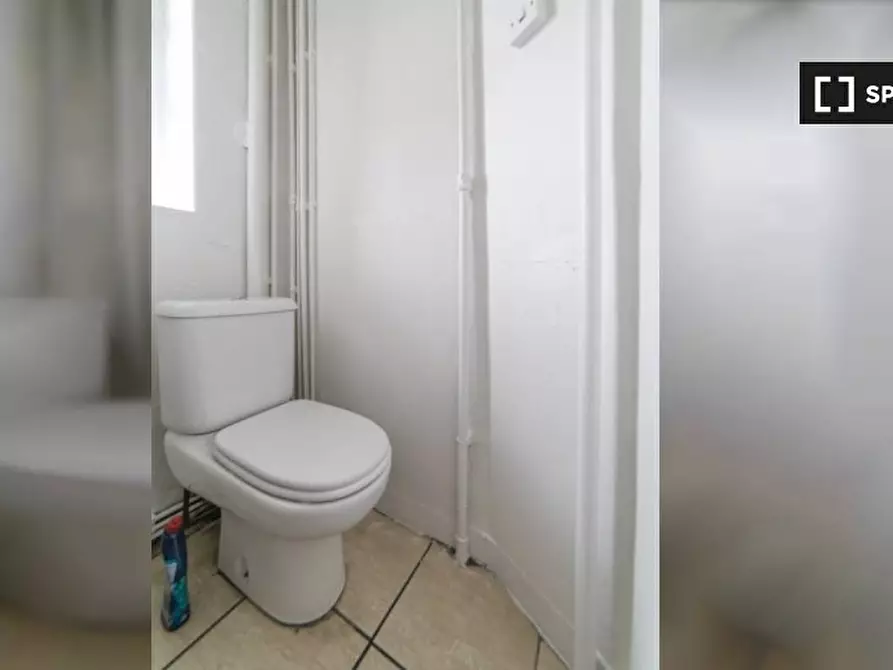 Immagine 8 di Camera condivisa in affitto  in Aston House a Lambeth