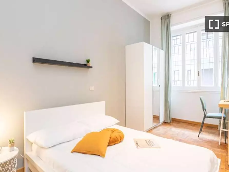 Immagine 3 di Camera condivisa in affitto  in Via Novegno a Milano