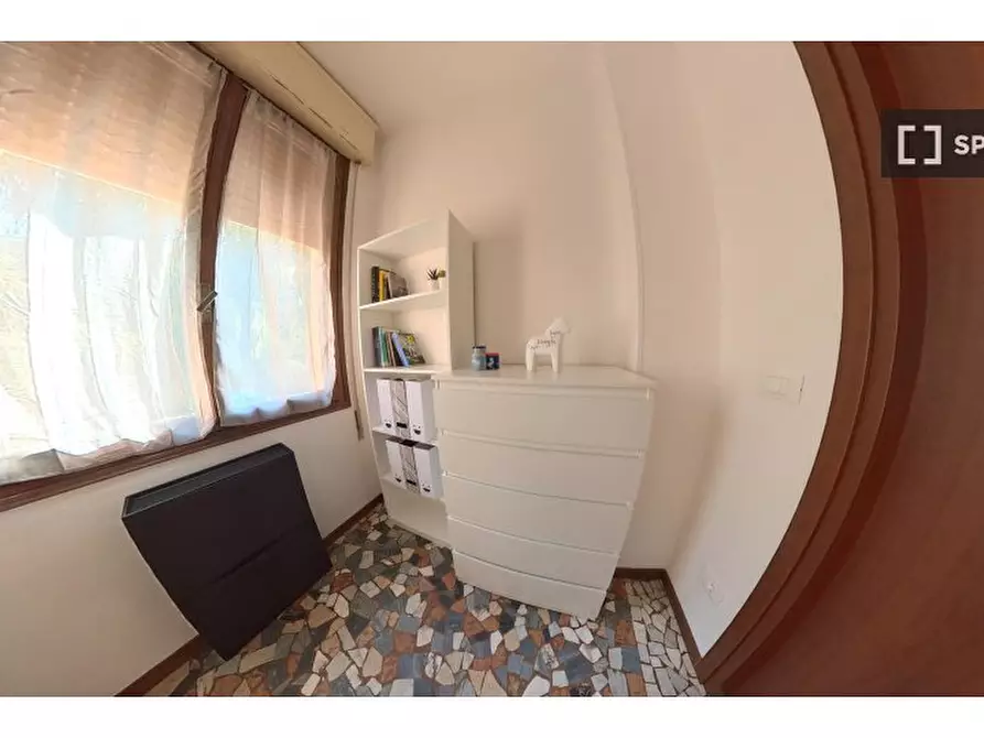 Immagine 11 di Camera condivisa in affitto  in Via Sorio a Padova