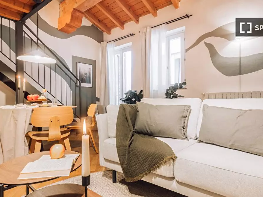 Immagine 10 di Appartamento in affitto  in Via dell'Orso a Milano