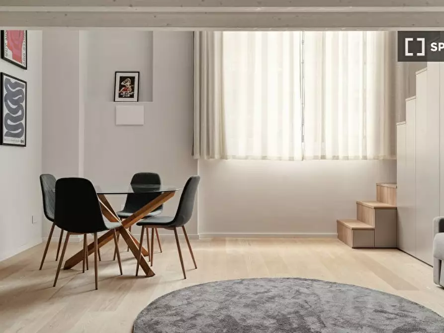 Immagine 2 di Appartamento in affitto  in Via Cenisio a Milano