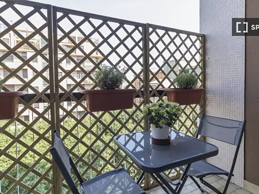 Immagine 10 di Appartamento in affitto  in Viale Teodorico, 20149 Milano MI, Italy a Milano