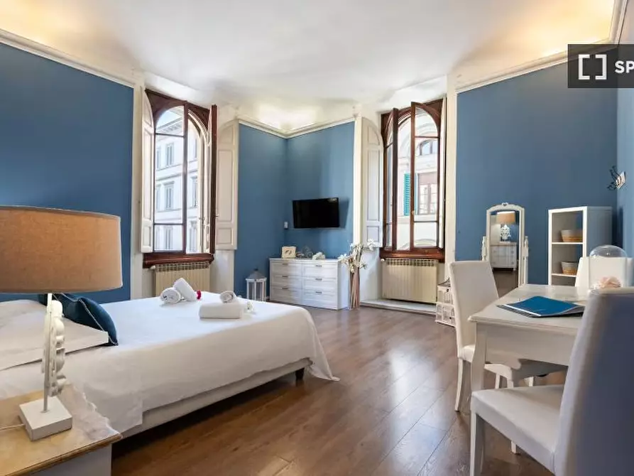 Immagine 11 di Appartamento in affitto  in Via degli Speziali a Firenze