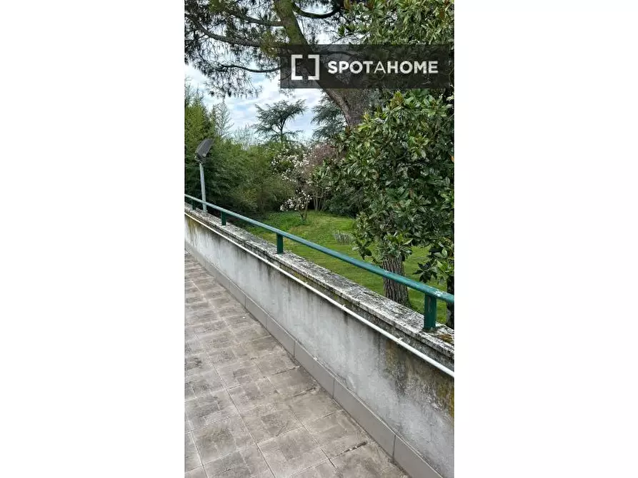 Immagine 8 di Camera condivisa in affitto  in Via Cadriano a Bologna