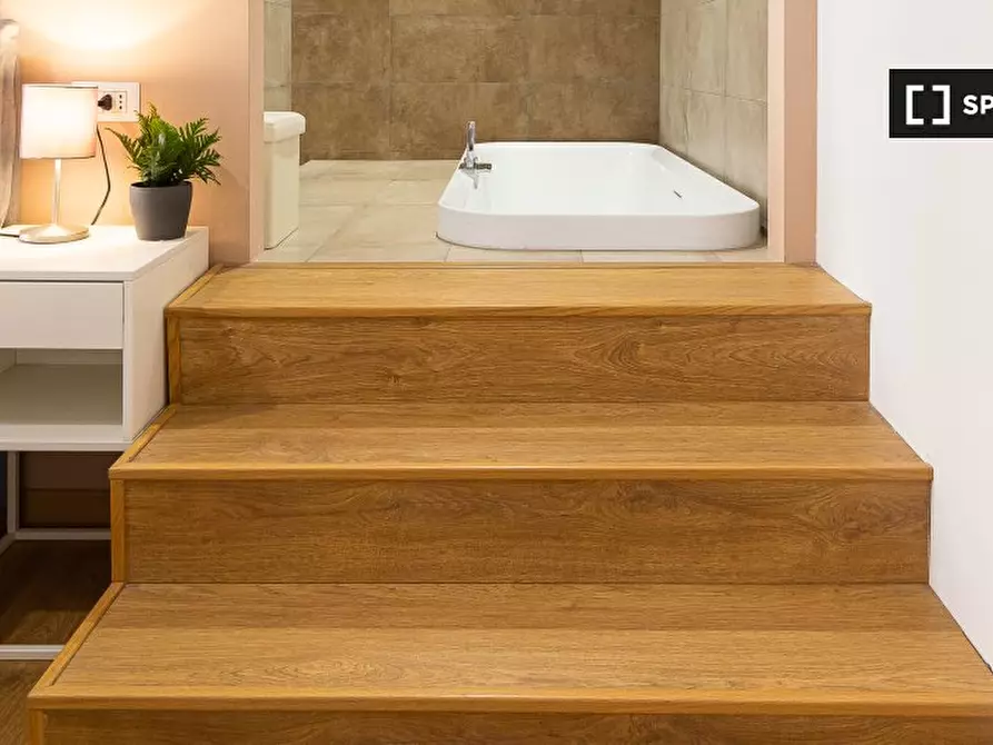 Immagine 15 di Appartamento in affitto  in Via Alessandria a Roma