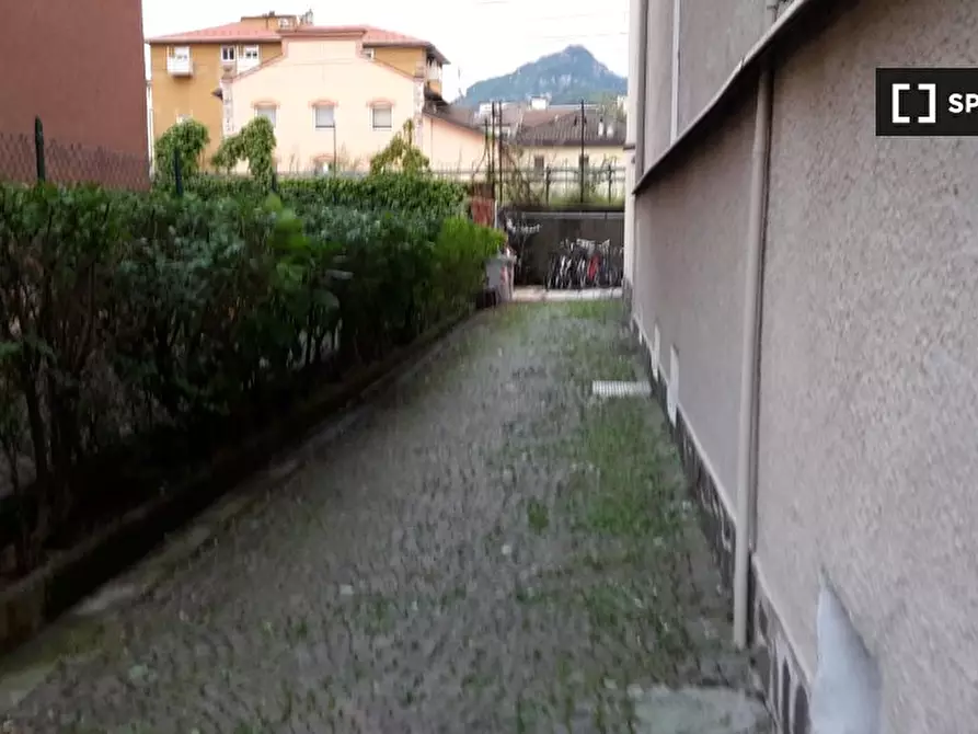 Immagine 7 di Camera condivisa in affitto  in Via Castelbarco a Trento
