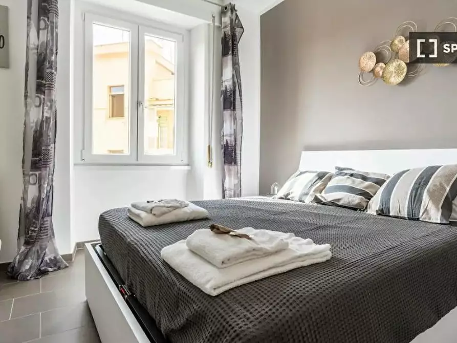 Immagine 6 di Appartamento in affitto  in Via Vercelli a Roma