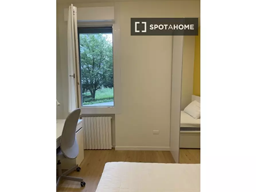 Immagine 3 di Camera condivisa in affitto  in Via Domenico Turazza a Padova