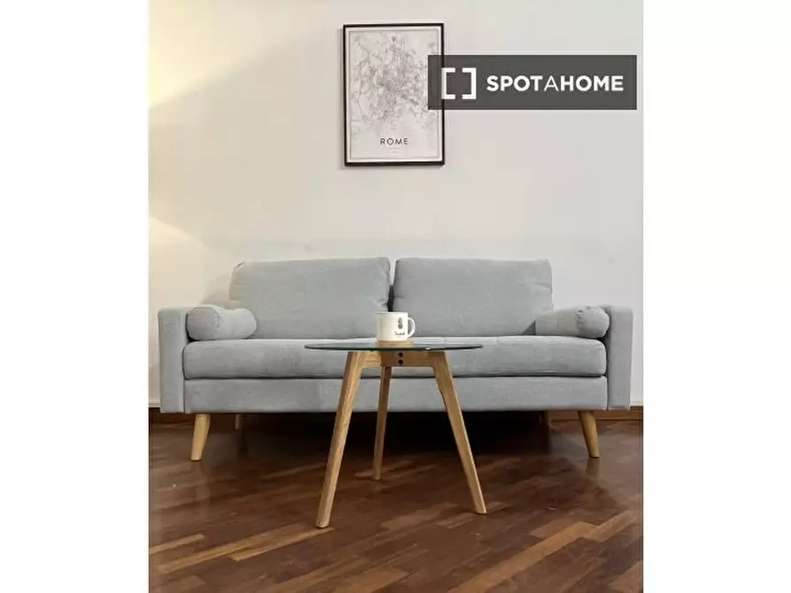 Immagine 1 di Ufficio in affitto  in Via Bixio a Roma