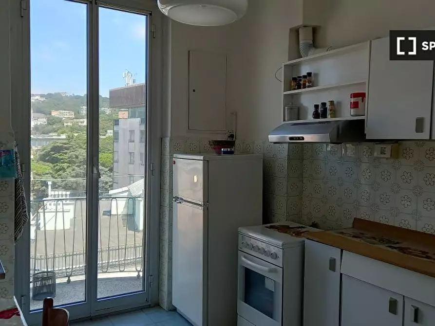 Immagine 5 di Camera condivisa in affitto  in Via S. Martino a Genova