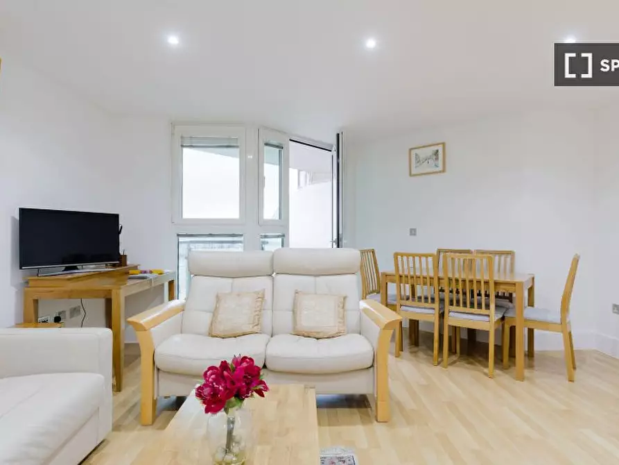 Immagine 19 di Appartamento in affitto  in St George Wharf a Lambeth
