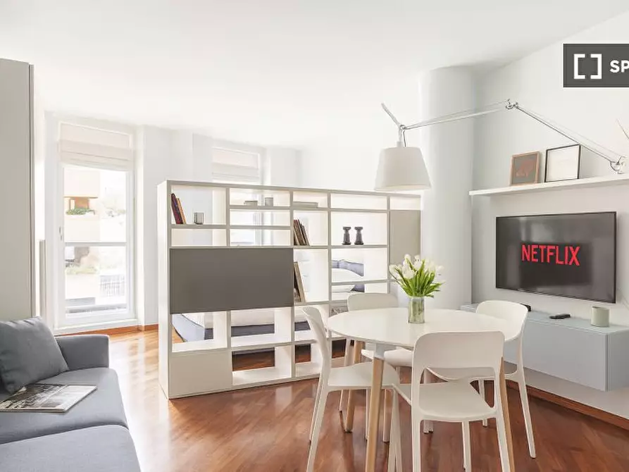 Immagine 1 di Appartamento in affitto  in Via Santa Lucia a Milano