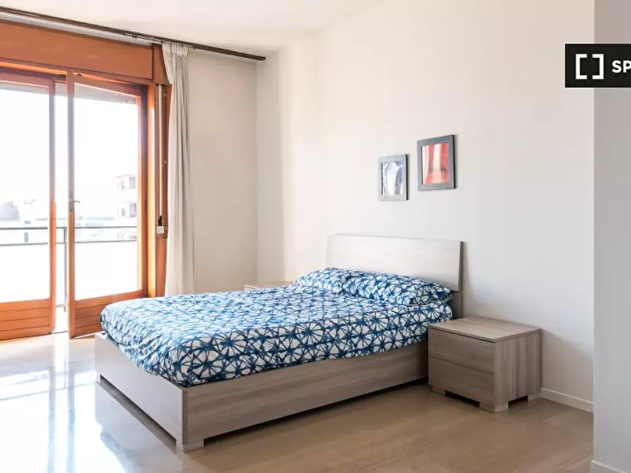 Immagine 1 di Camera condivisa in affitto  in Via Roald Amundsen, 20148 Milano MI, Italy a Milano