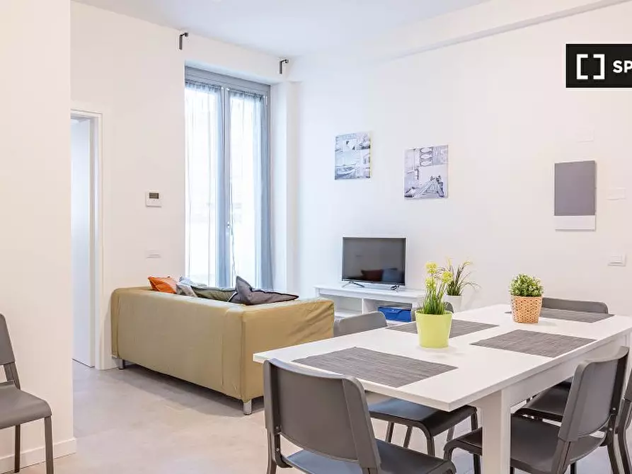 Immagine 8 di Camera condivisa in affitto  in Viale Monza a Milano