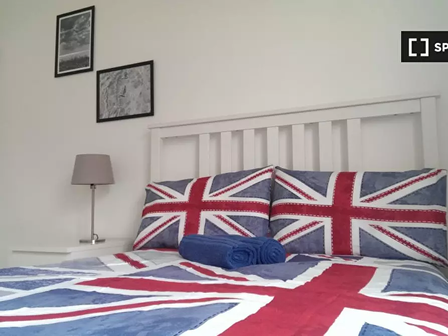 Immagine 5 di Camera condivisa in affitto  in Myrdle St a Poplar