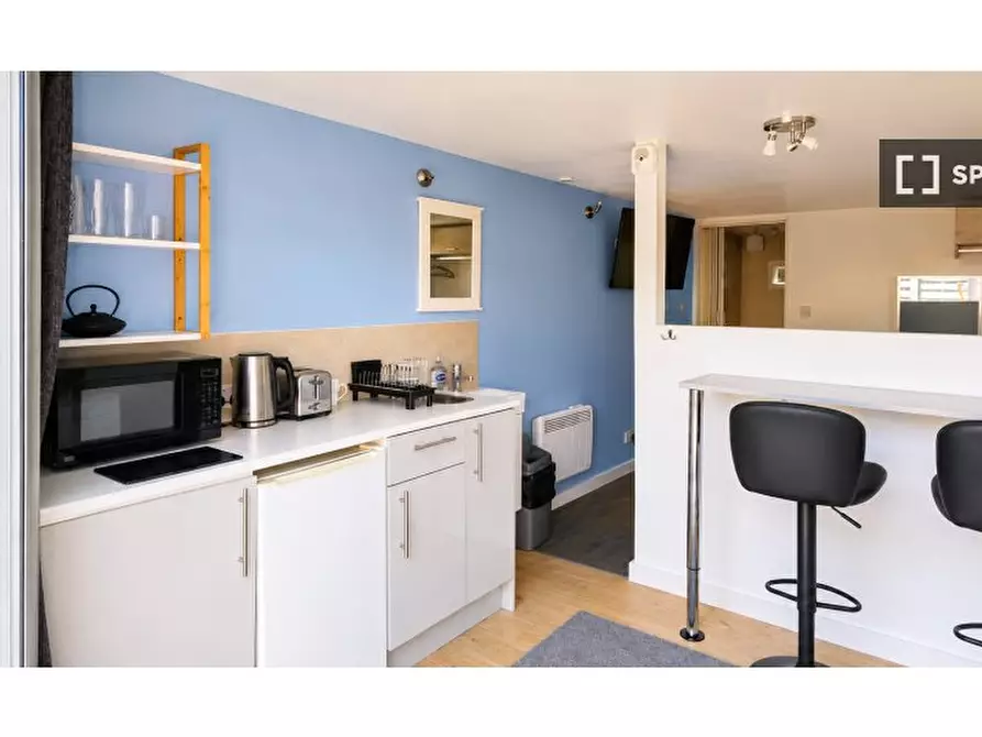 Immagine 4 di Appartamento in affitto  in Maidenhead Road a Windsor